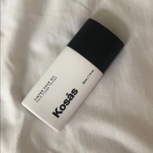 Kosas tinted face oil in 02